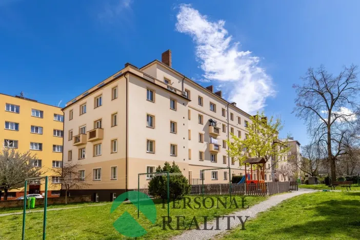 Prodej bytu 2+kk, Pardubice, Sladkovského, 58 m2