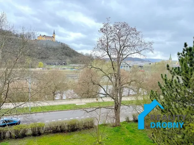 Pronájem bytu 1+1, Ústí nad Labem, Střekovské nábřeží, 38 m2