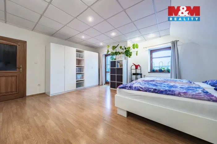 Prodej výrobních prostor, Droužkovice, Rudé armády, 486 m2