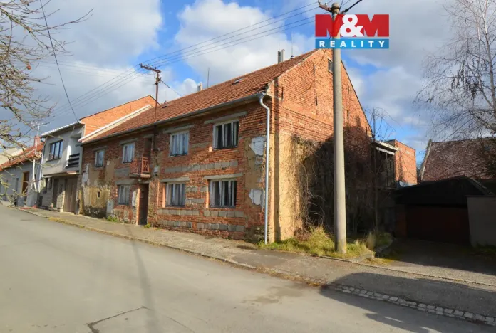 Prodej rodinného domu, Tršice - Zákřov, 200 m2