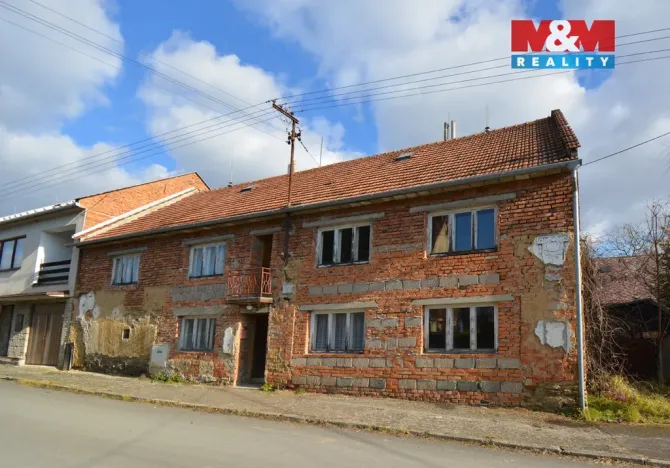 Prodej rodinného domu, Tršice - Zákřov, 200 m2