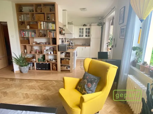Pronájem bytu 2+kk, Praha, Jihlavská, 54 m2