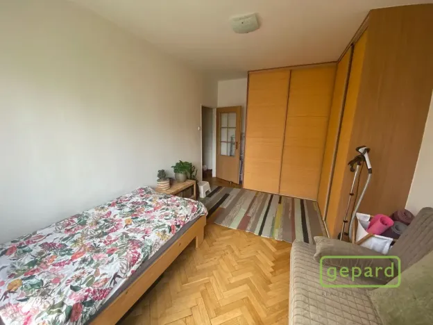 Pronájem bytu 2+kk, Praha, Jihlavská, 54 m2