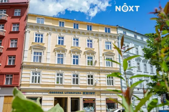 Prodej bytu 3+1, Karlovy Vary, I. P. Pavlova, 95 m2