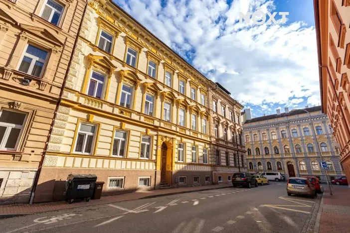 Prodej bytu 2+1, České Budějovice, Skuherského, 80 m2