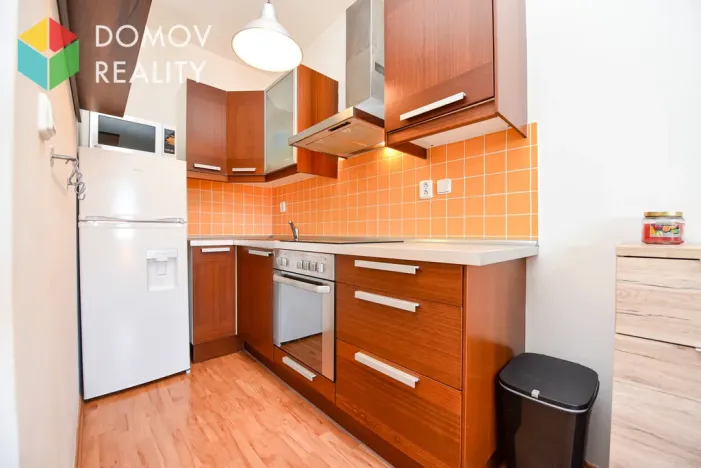 Pronájem bytu 1+kk, Beroun - Beroun-Město, Nad Paloučkem, 37 m2
