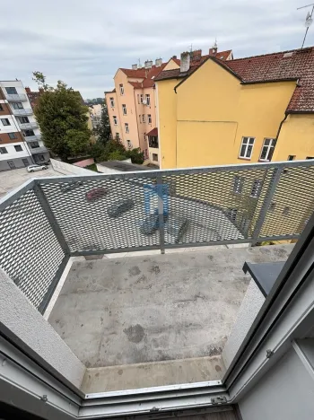 Pronájem bytu 1+kk, Plzeň, Rejskova, 54 m2