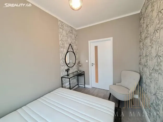 Pronájem bytu 2+kk, Praha - Žižkov, Olgy Havlové, 38 m2