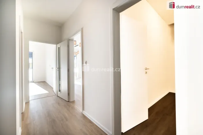 Pronájem bytu 2+kk, České Budějovice - České Budějovice 2, U Boru, 77 m2