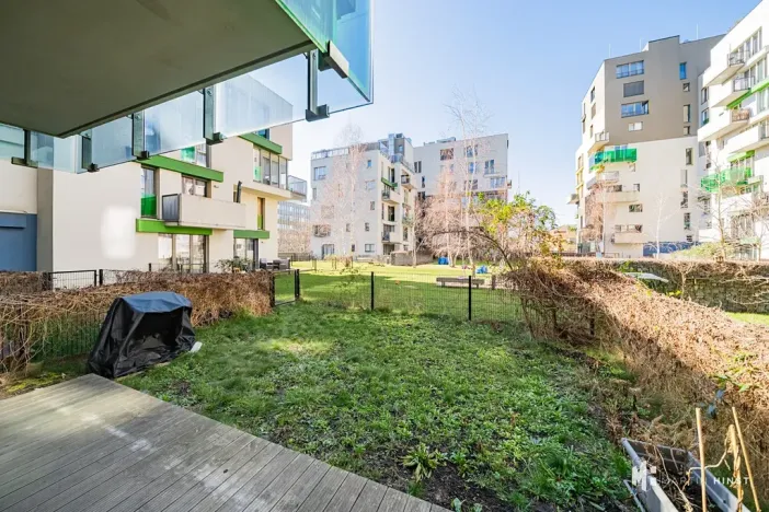 Prodej bytu 2+kk, Praha - Vršovice, Archangelská, 97 m2