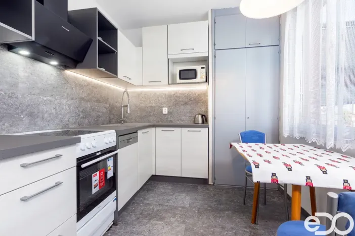 Pronájem bytu 2+1, Hradec Králové, Jungmannova, 65 m2