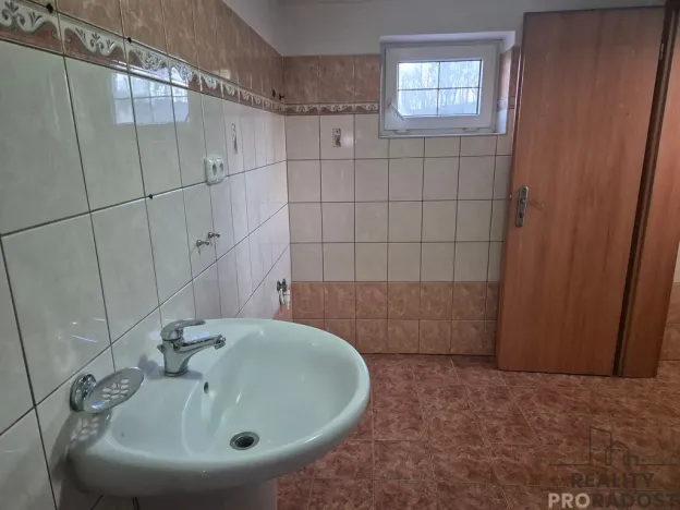 Pronájem bytu 2+1, Návsí, 75 m2