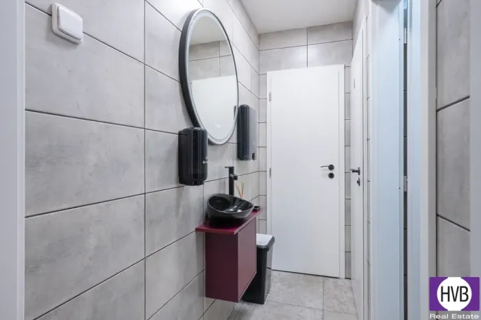 Pronájem obchodního prostoru, Praha, Anglická, 81 m2