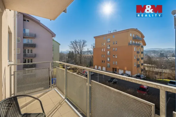 Pronájem bytu 2+kk, Liberec - Liberec VI-Rochlice, Nádvorní, 45 m2