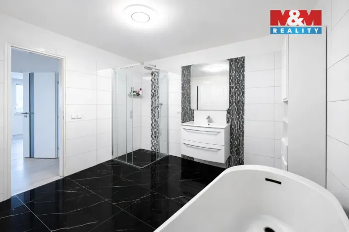 Prodej bytu 2+1, Praha, Voskovcova, 87 m2