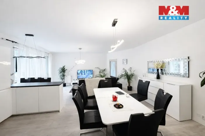 Prodej bytu 2+1, Praha, Voskovcova, 87 m2