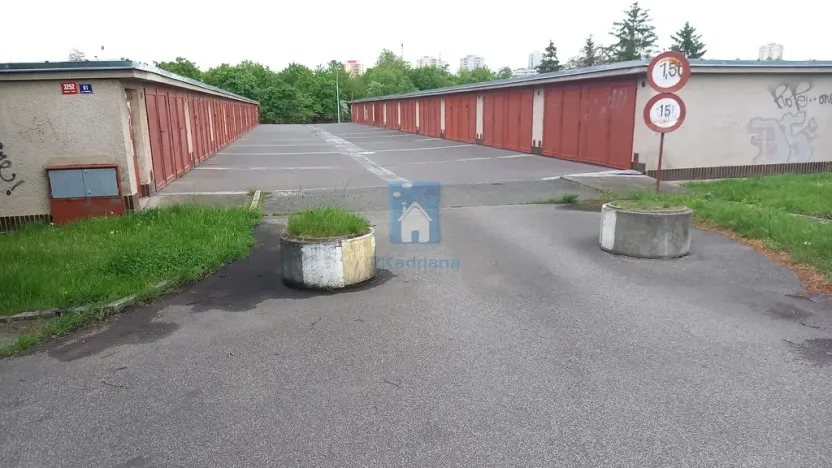 Pronájem garáže, Praha, Na Chodovci, 17 m2
