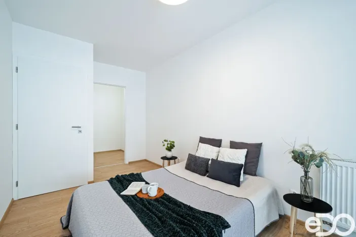 Prodej bytu 2+kk, Praha - Hrdlořezy, Mezilehlá, 65 m2