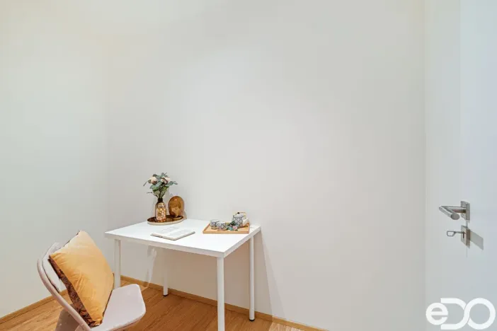 Prodej bytu 2+kk, Praha - Hrdlořezy, Mezilehlá, 65 m2