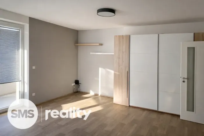 Pronájem bytu 1+kk, Brno - Židenice, Bělohorská, 40 m2