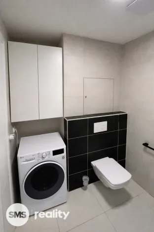 Pronájem bytu 1+kk, Brno - Židenice, Bělohorská, 40 m2