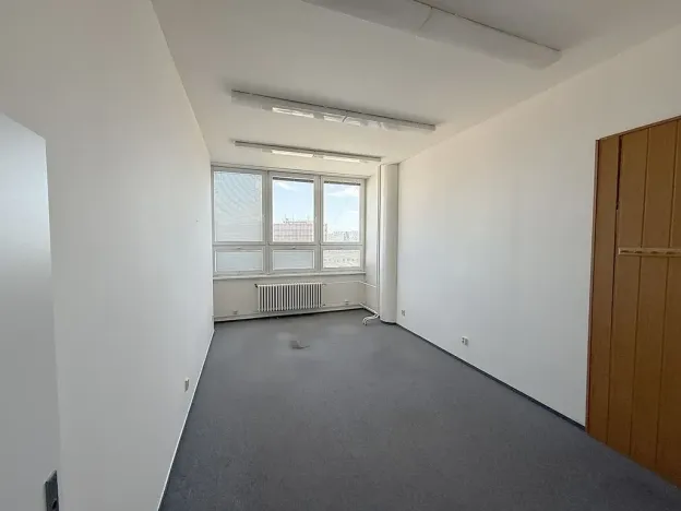 Pronájem kanceláře, Brno, Cejl, 21 m2