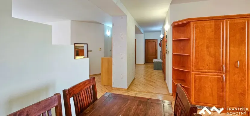 Prodej bytu 4+kk, Blatnice pod Svatým Antonínkem, 135 m2