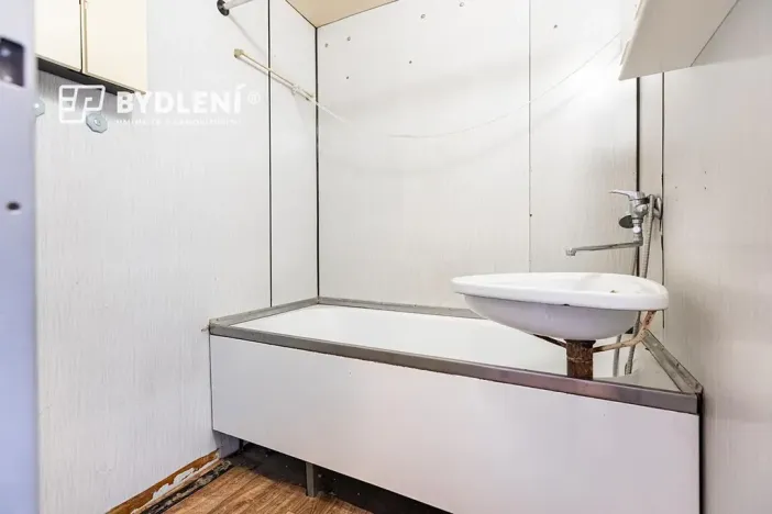 Prodej bytu 2+1, Teplice, Alejní, 53 m2