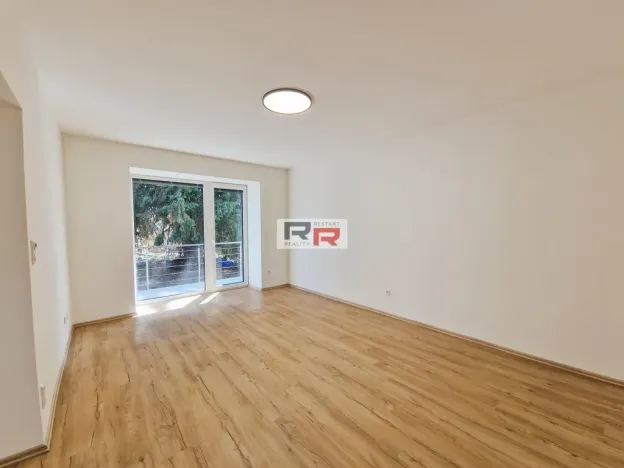 Pronájem bytu 2+kk, Šternberk, Uničovská, 75 m2