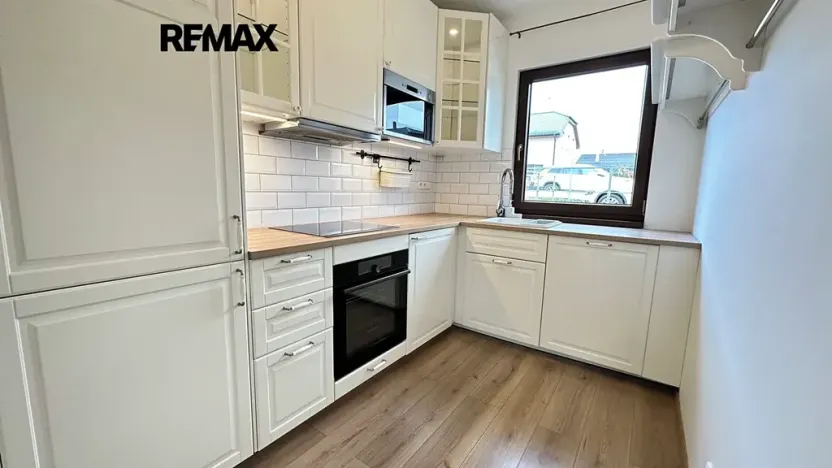 Pronájem rodinného domu, Králův Dvůr, Větrná, 80 m2