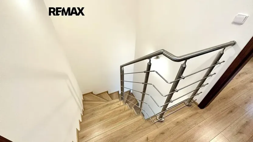 Pronájem rodinného domu, Králův Dvůr, Větrná, 80 m2
