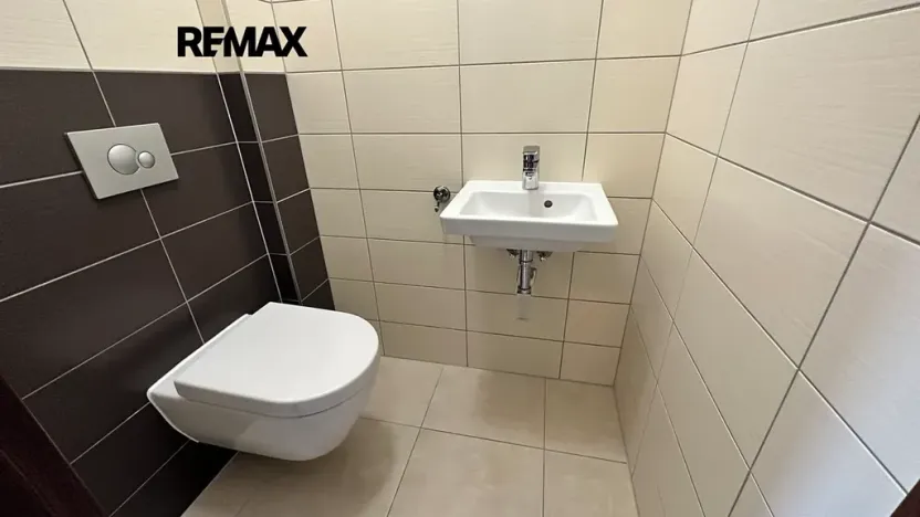 Pronájem rodinného domu, Králův Dvůr, Větrná, 80 m2