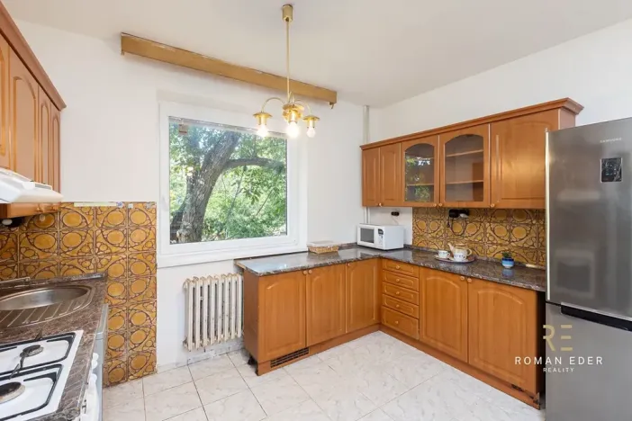 Prodej vícegeneračního domu, Praha - Záběhlice, Střemchová, 348 m2