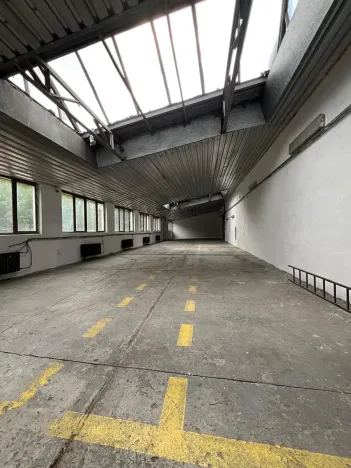 Prodej výrobních prostor, Karlovy Vary, K Přehradě, 8061 m2