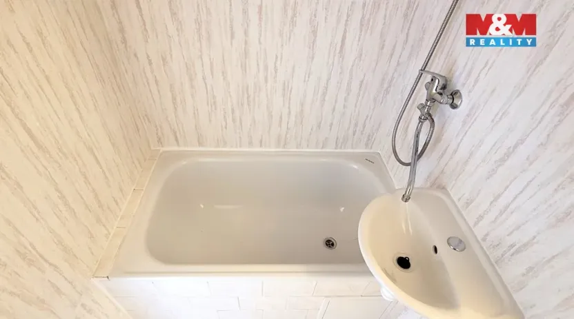 Pronájem bytu 1+1, Hodkovice nad Mohelkou, Podlesí, 36 m2