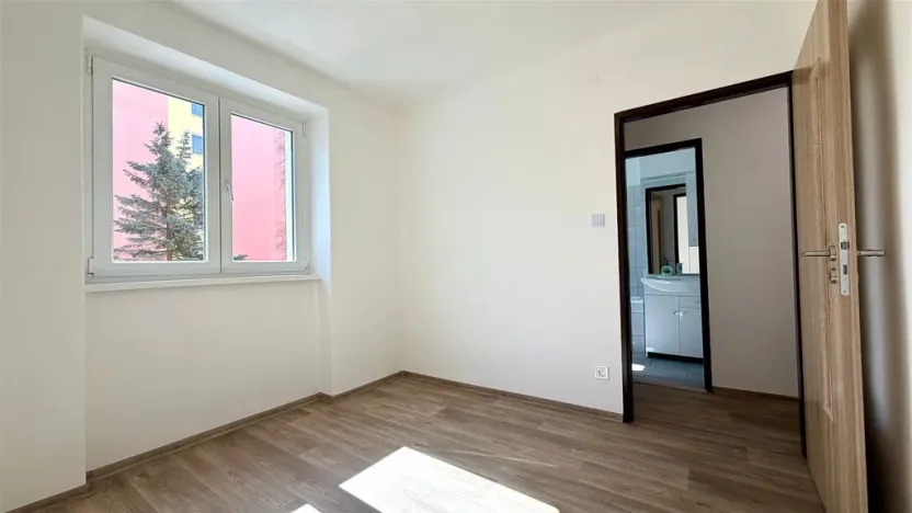 Pronájem bytu 3+1, Cheb, Palackého, 57 m2