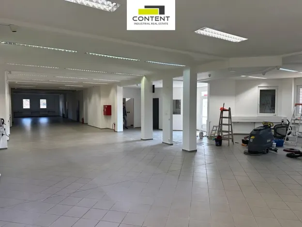 Pronájem obchodního prostoru, Nupaky, Komerční, 290 m2