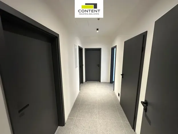 Pronájem obchodního prostoru, Nupaky, Komerční, 290 m2