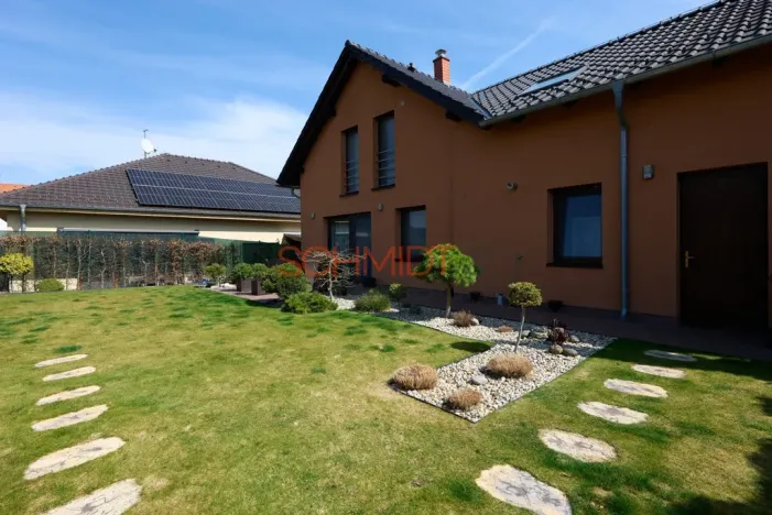 Prodej rodinného domu, Hustopeče, Gen. Peřiny, 201 m2