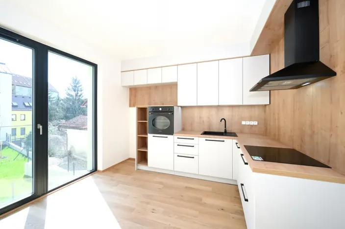 Pronájem bytu 1+kk, Praha - Střížkov, Střížkovská, 37 m2