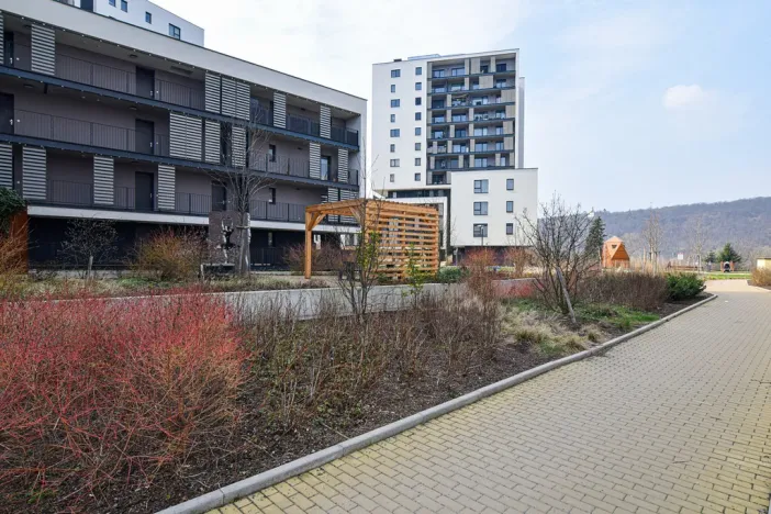 Pronájem bytu 2+kk, Praha - Modřany, Mezi vodami, 71 m2