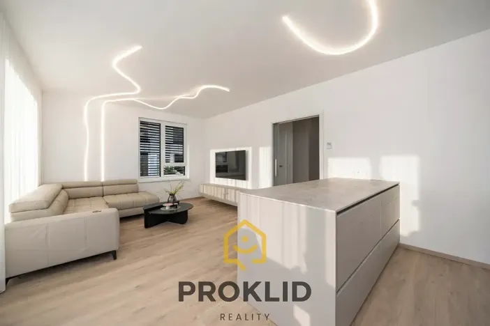 Prodej bytu 4+kk, Olomouc, Milana Ticháka, 108 m2