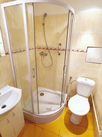 Pronájem bytu 1+1, Teplice, Ruská, 27 m2