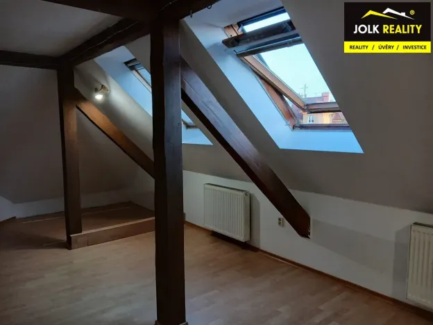 Pronájem bytu 1+kk, Opava - Předměstí, Englišova, 36 m2