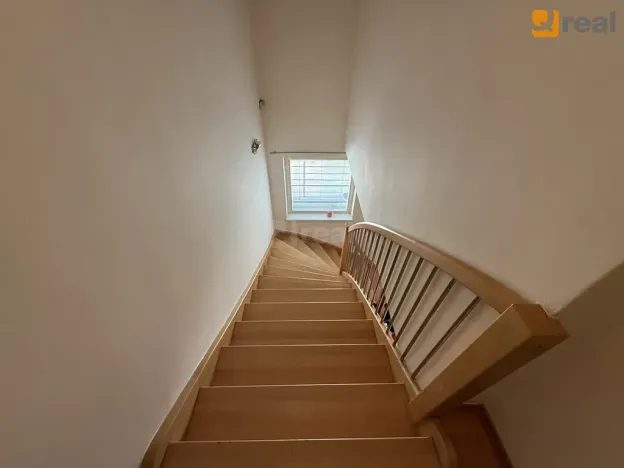 Pronájem bytu 2+kk, Praha - Žižkov, Baranova, 80 m2