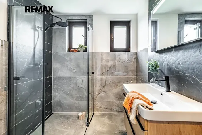 Prodej rodinného domu, Jindřichův Hradec, Spojovací, 183 m2