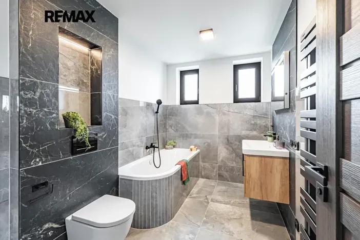 Prodej rodinného domu, Jindřichův Hradec, Spojovací, 183 m2