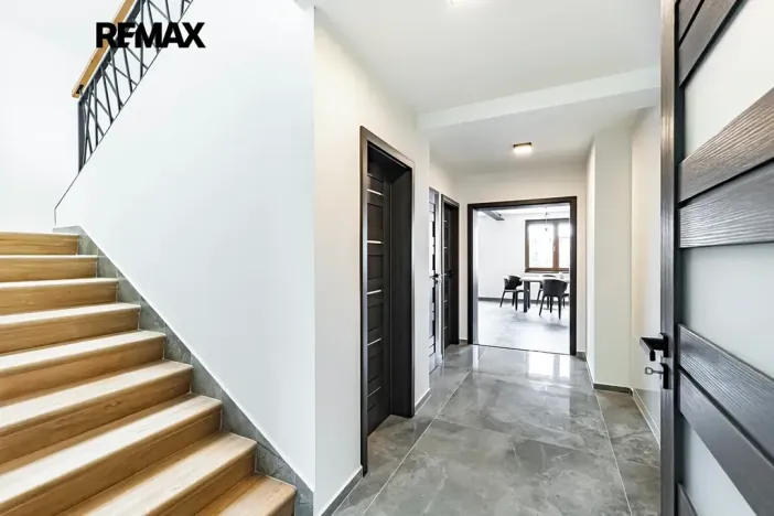 Prodej vily, Jindřichův Hradec, Spojovací, 183 m2