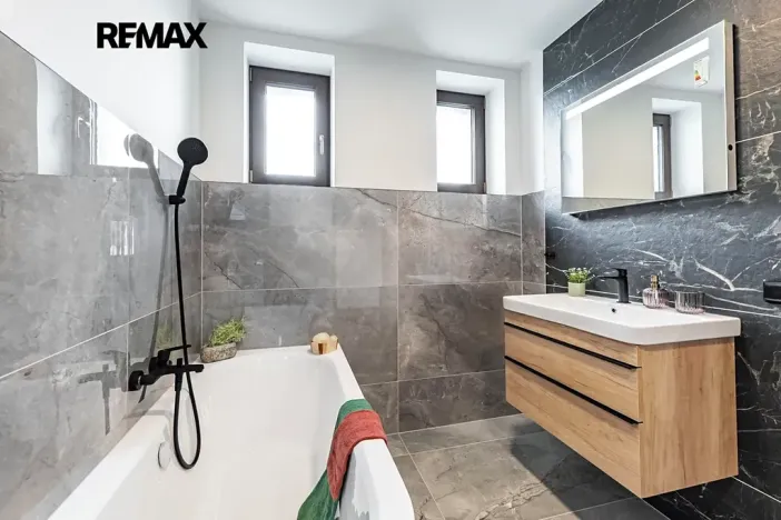 Prodej vily, Jindřichův Hradec, Spojovací, 183 m2