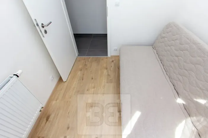 Pronájem bytu 2+kk, Tuchoměřice, V Kněžívce, 31 m2